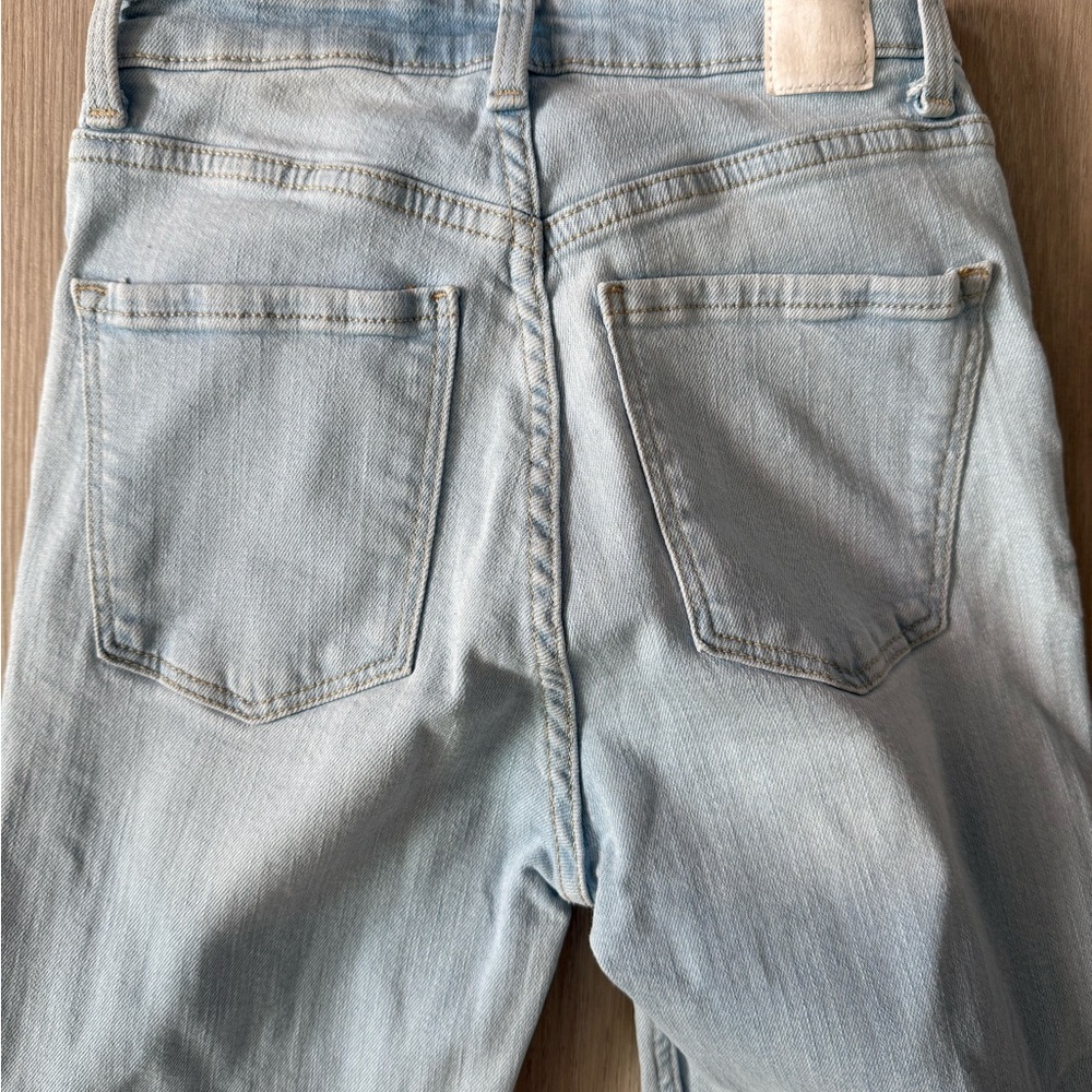 Bershka Light Blue Denim Jeans Size 02 - Picture 4 of 6